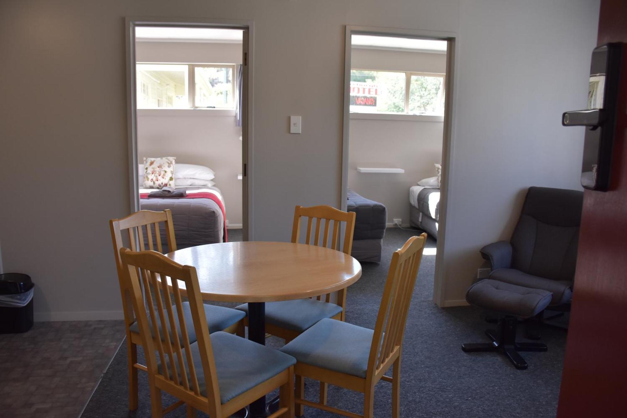 Roxburgh Motels Екстериор снимка
